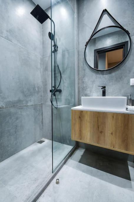 Ophelia Luxurious Suite #Tifhelexpo Salonicco Esterno foto